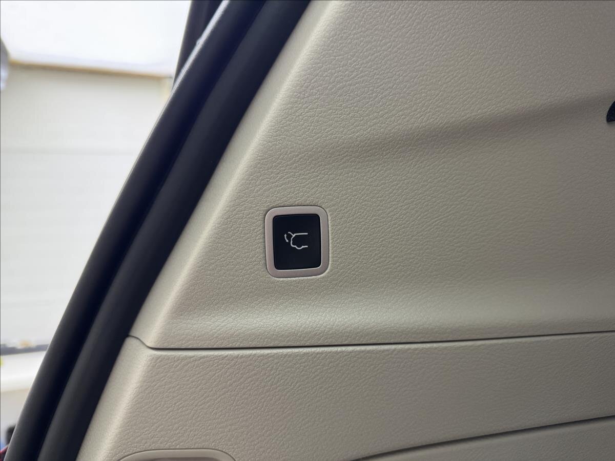 Chrysler Pacifica MPV 3,6 l 214 kw