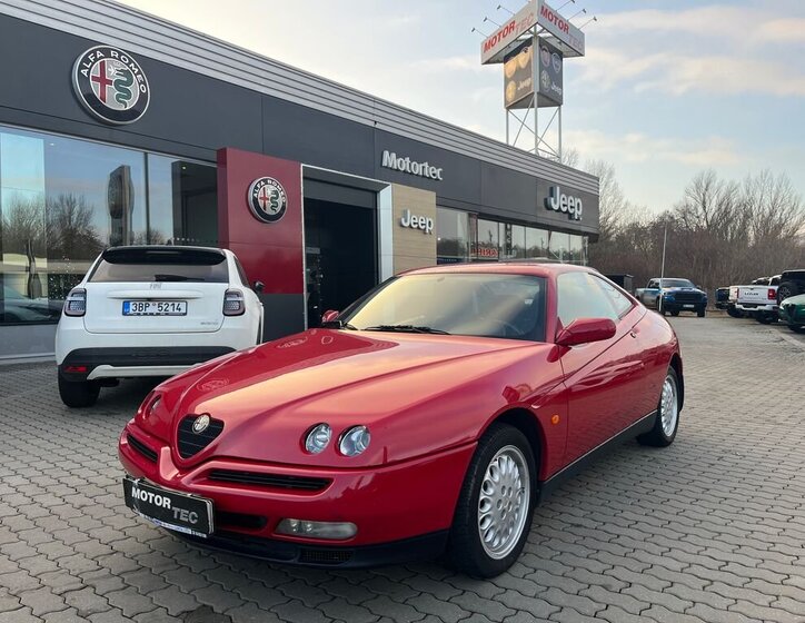 Alfa Romeo GTV 1