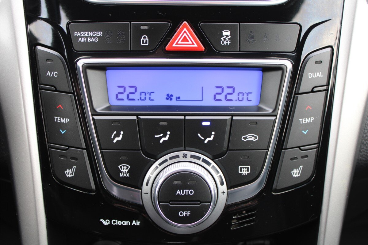 Hyundai i30 Kombi 1,6 l 88 kw