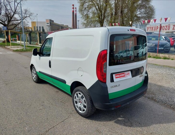 Fiat Dobló Pick-up 1,4 l 88 kw