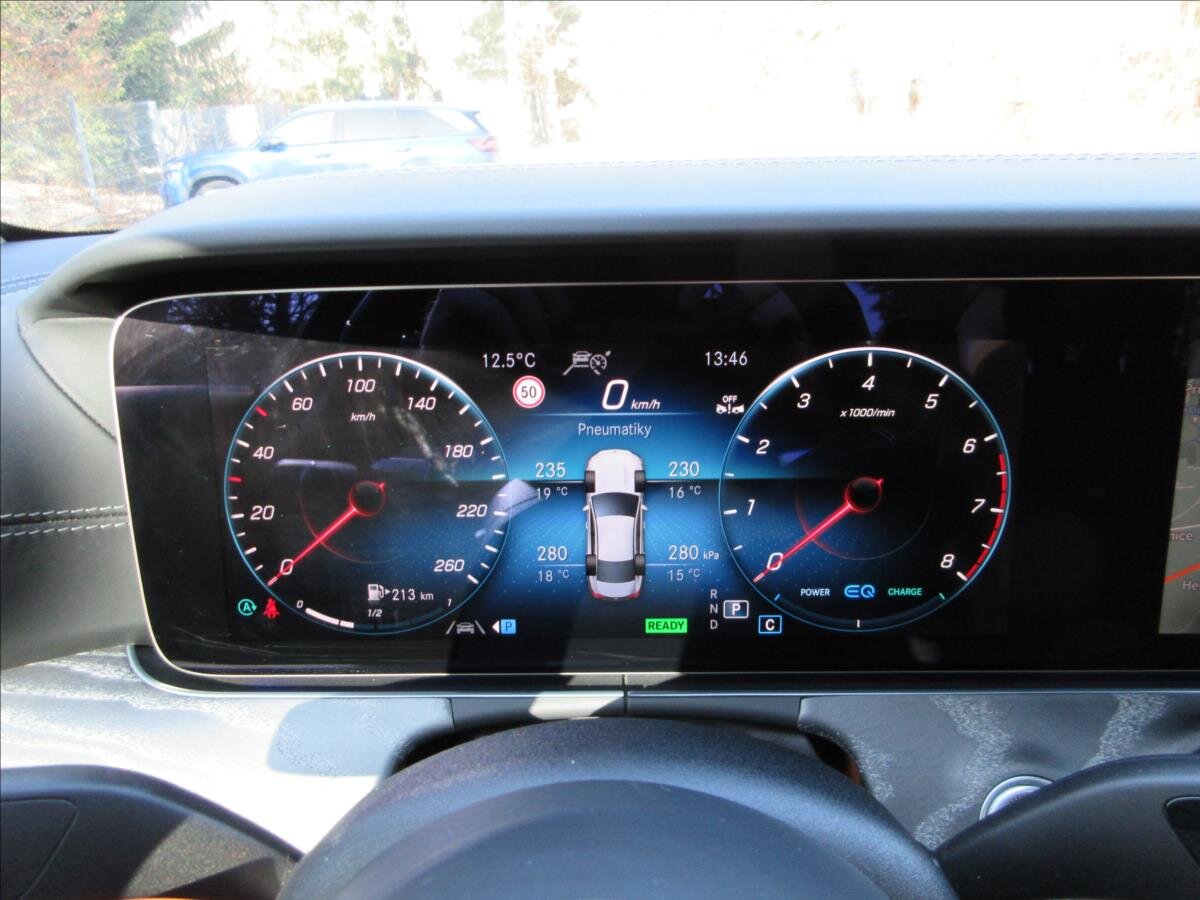 Mercedes-Benz CLS Sedan 3,0 l 270 kw