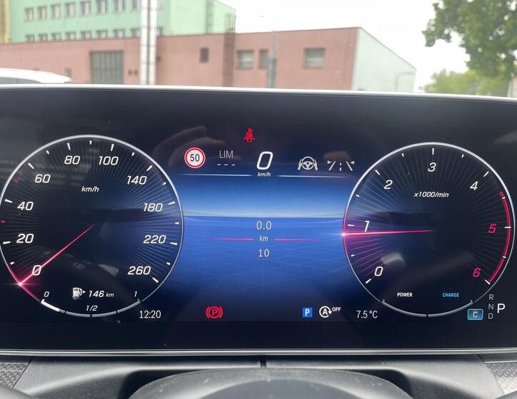 Mercedes-Benz Třídy C 12