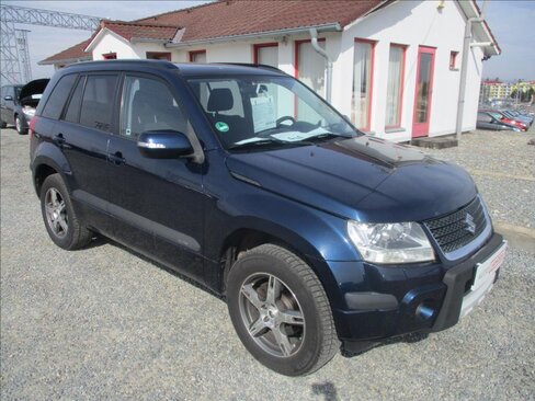 Suzuki Grand Vitara SUV / Terénní 2,4 l 124 kw