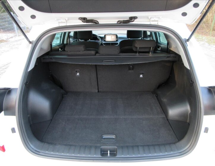Hyundai Tucson SUV / Terénní 1,6 l 100 kw