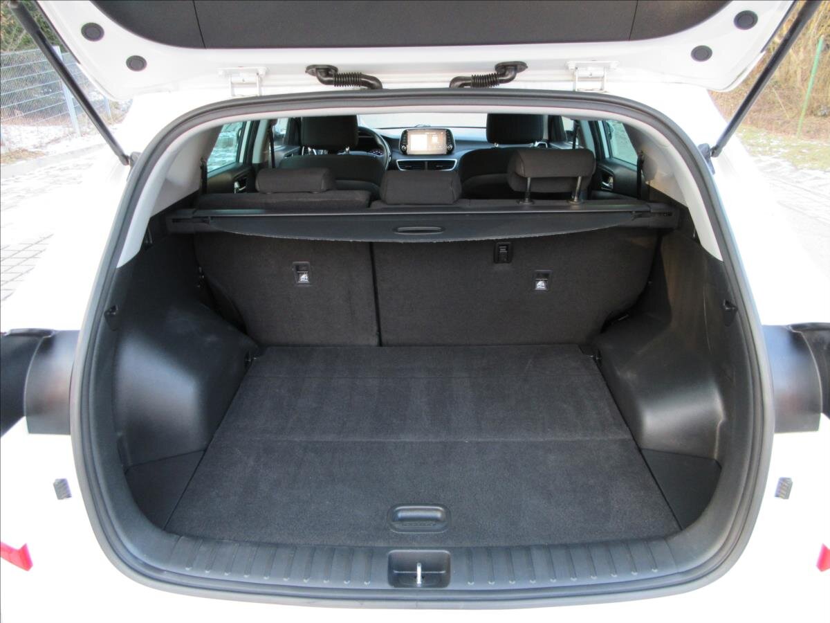Hyundai Tucson SUV / Terénní 1,6 l 100 kw