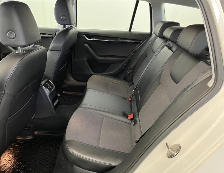 Škoda Octavia Kombi 1,5 l 110 kw