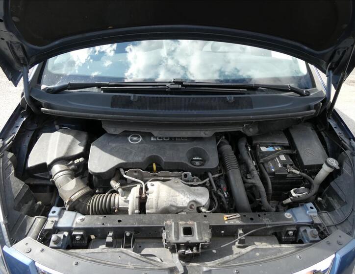 Opel Zafira 34