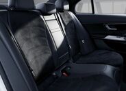 Mercedes-Benz Třídy E 8