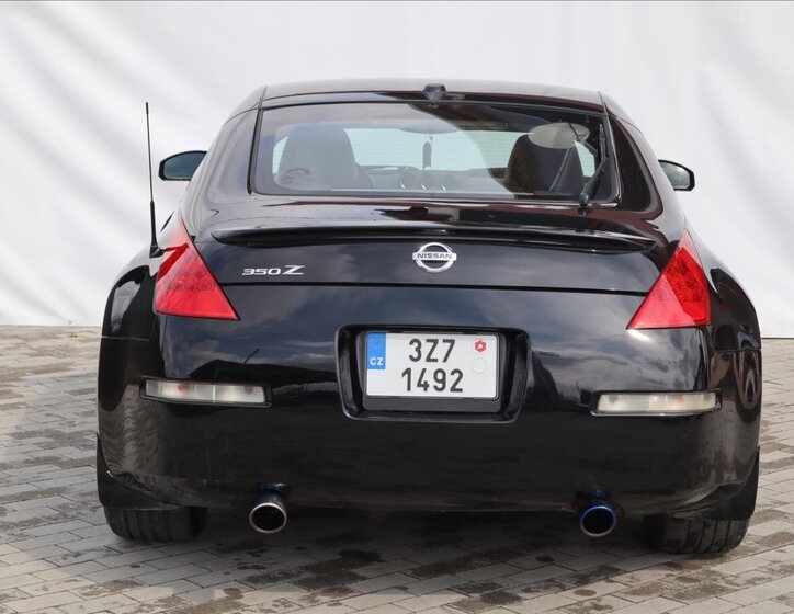 Nissan 350 Z Kupé 3,5 l 206 kw