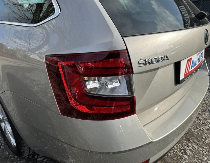 Škoda Octavia Kombi 1,5 l 110 kw