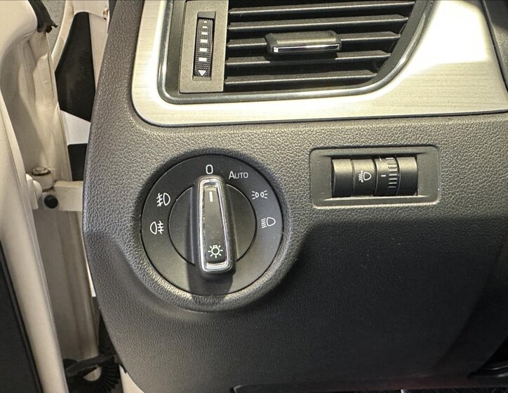 Škoda Rapid Hatchback 999,0 81 kw