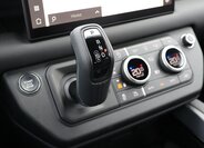 Land Rover Defender SUV / Terénní 5,0 l 313 kw