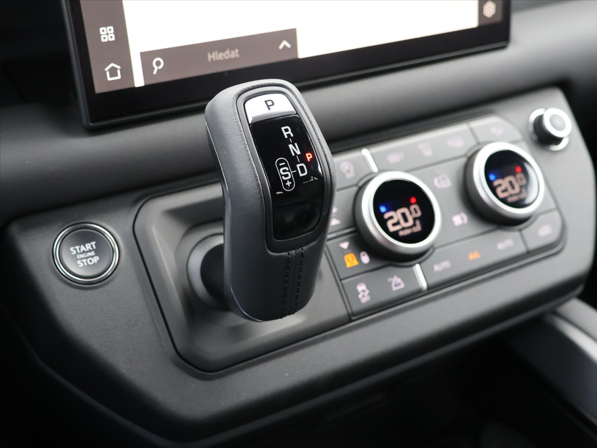 Land Rover Defender SUV / Terénní 5,0 l 313 kw