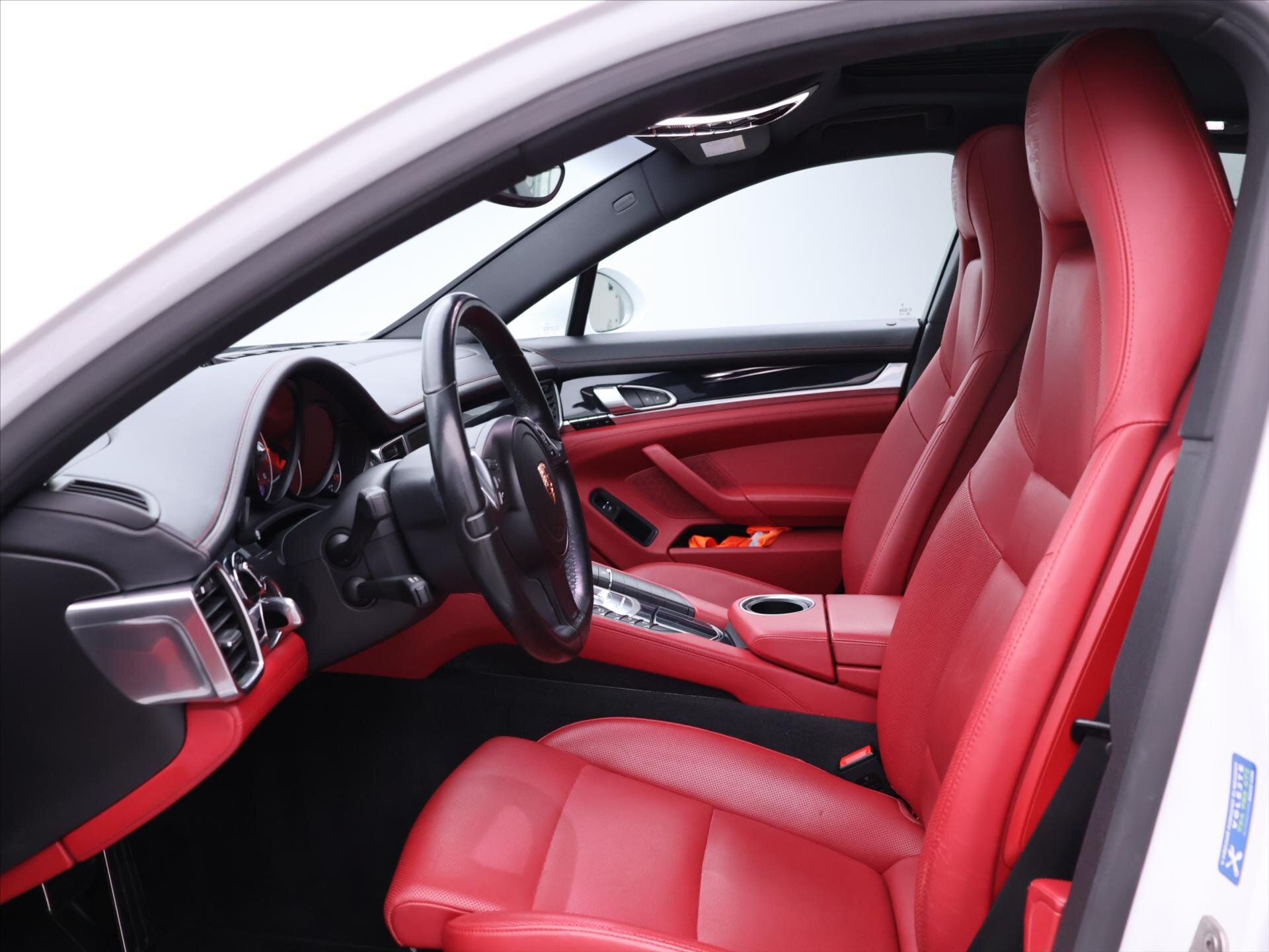 Porsche Panamera Hatchback 3,0 l 221 kw