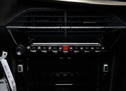 Peugeot 2008 SUV / Terénní 1,2 l 96 kw