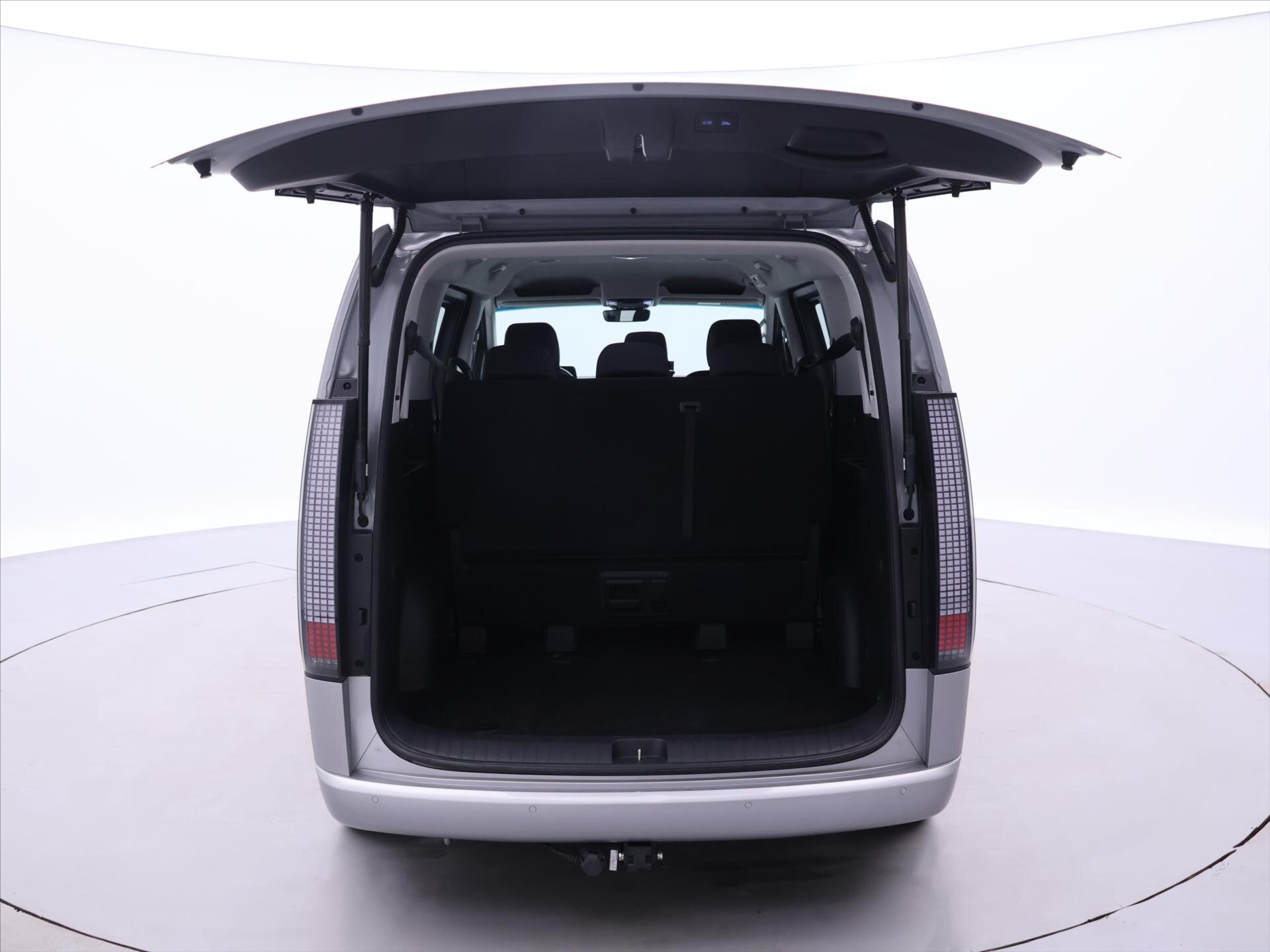 Hyundai Staria Kombi 2,2 l 130 kw