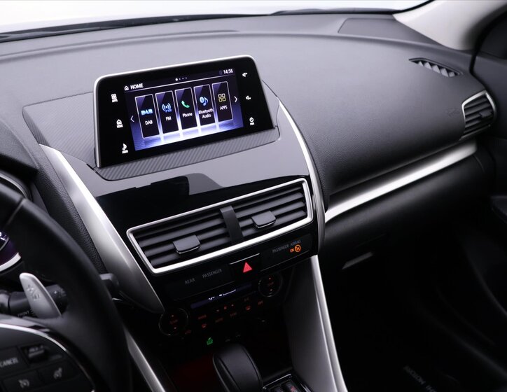 Mitsubishi Eclipse Cross SUV 1,5 l 120 kw