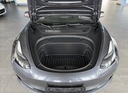 Tesla Model 3 Sedan / Limuzína 0,0 366 kw