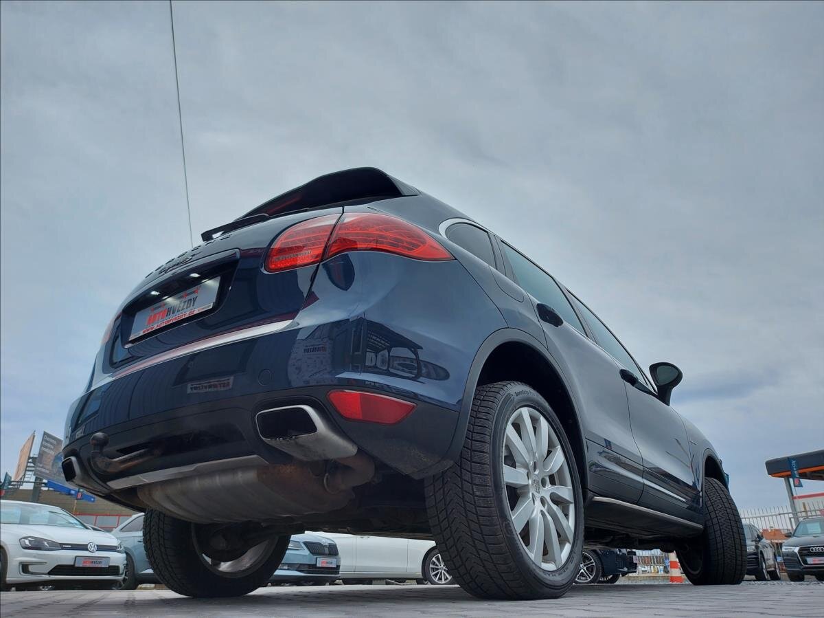 Porsche Cayenne SUV / Terénní 3,0 l 245 kw