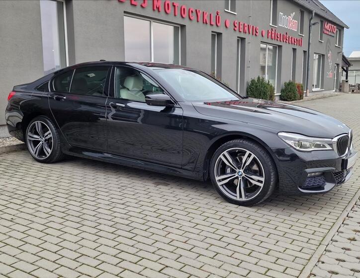 BMW Řada 7 2
