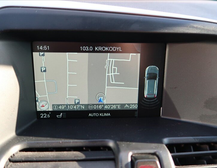 Volvo XC60 SUV 2,4 l 158 kw