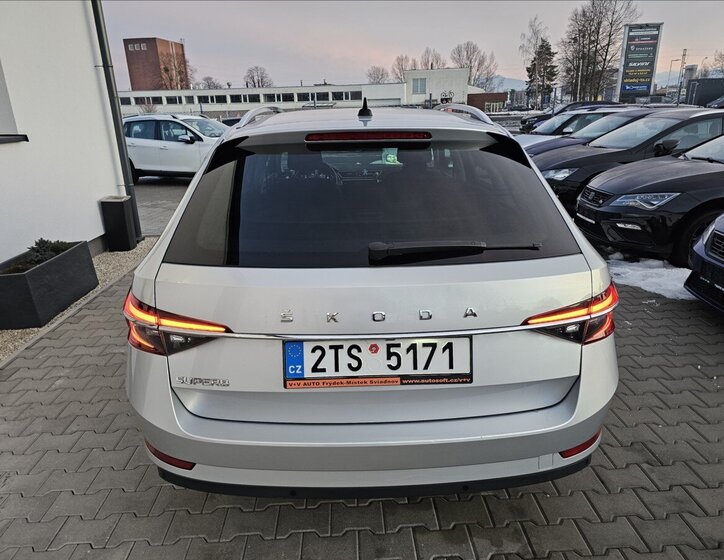 Škoda Superb Kombi 2,0 l 110 kw
