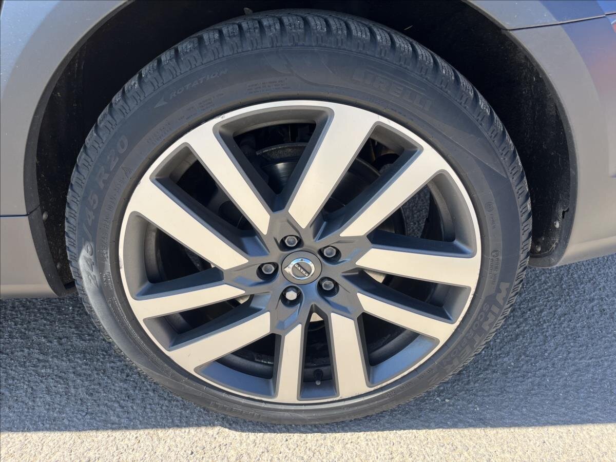 Volvo V90 Kombi 2,0 l 145 kw