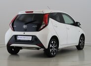 Toyota Aygo Hatchback 998,0 53 kw