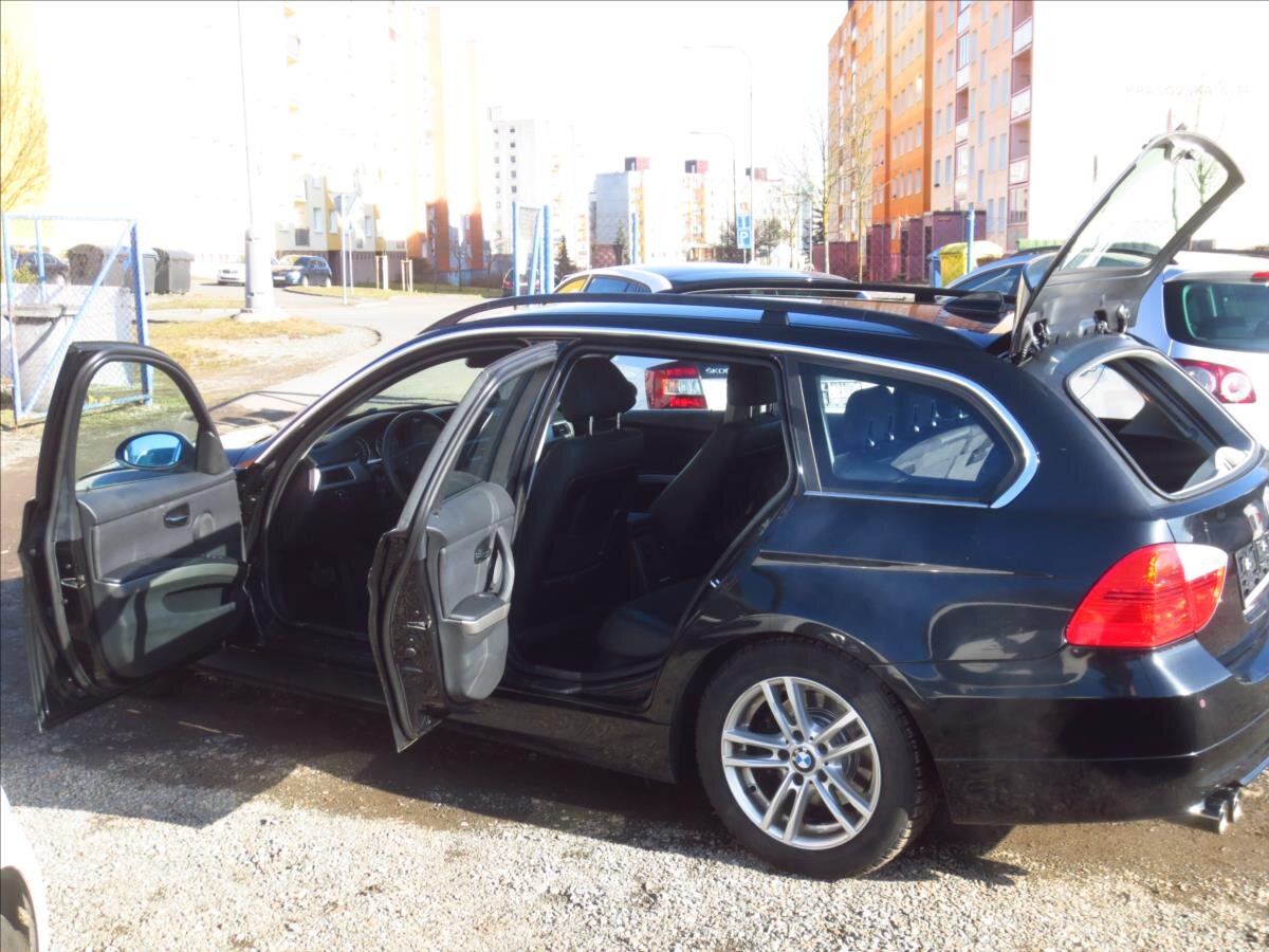 BMW Řada 3 Kombi 2,5 l 160 kw