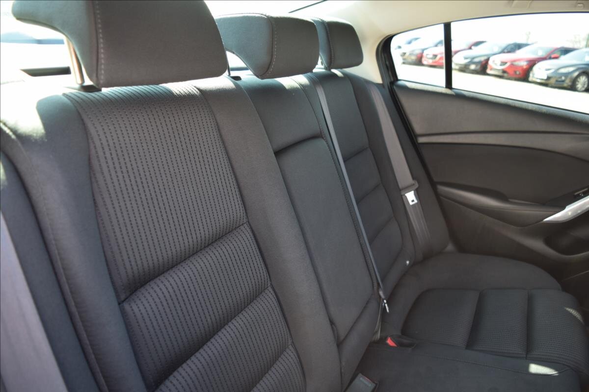 Mazda 6 Sedan / Limuzína 2,5 l 141 kw