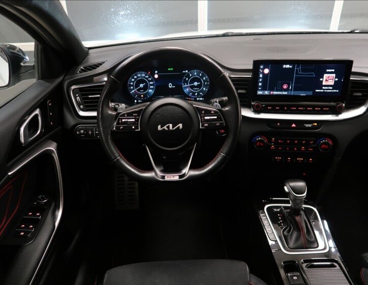 KIA ProCeed Kombi 1,6 l 150 kw