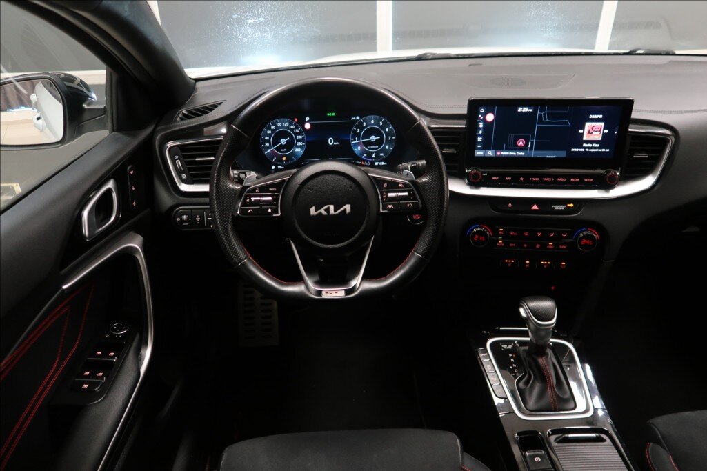 KIA ProCeed Kombi 1,6 l 150 kw