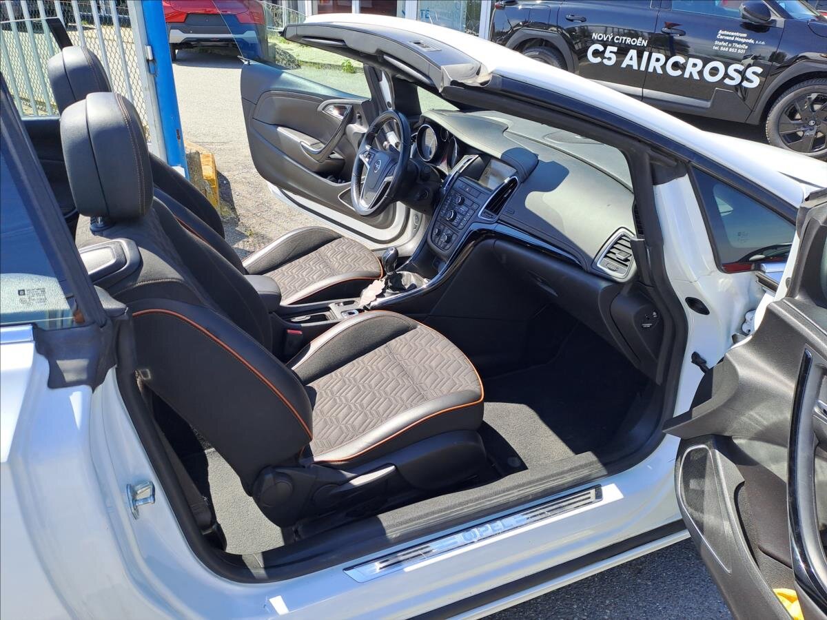 Opel Cascada Kabriolet 2,0 l 121 kw