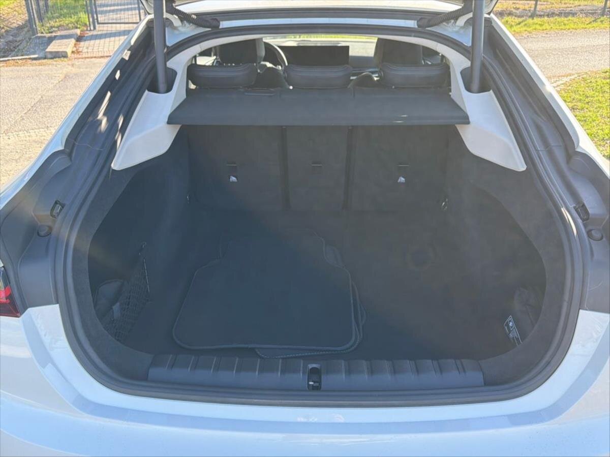 BMW Řada 4 Sedan / Limuzína 3,0 l 210 kw