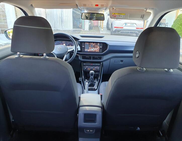 Volkswagen T-Cross 37