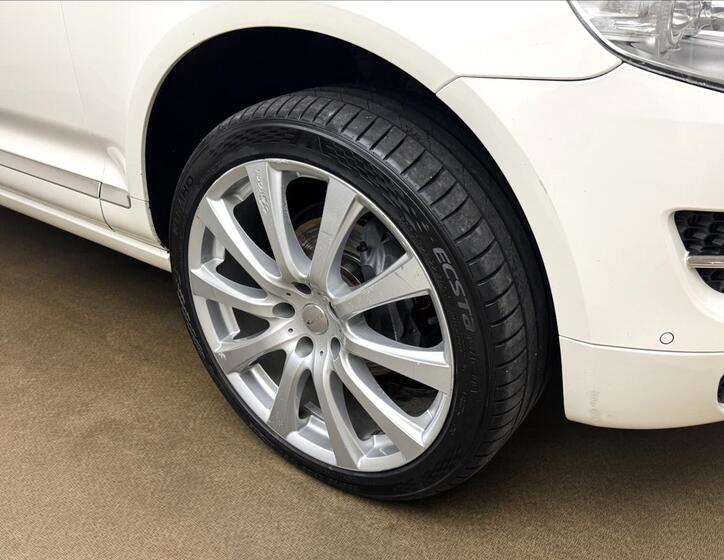 Volkswagen Touareg 40