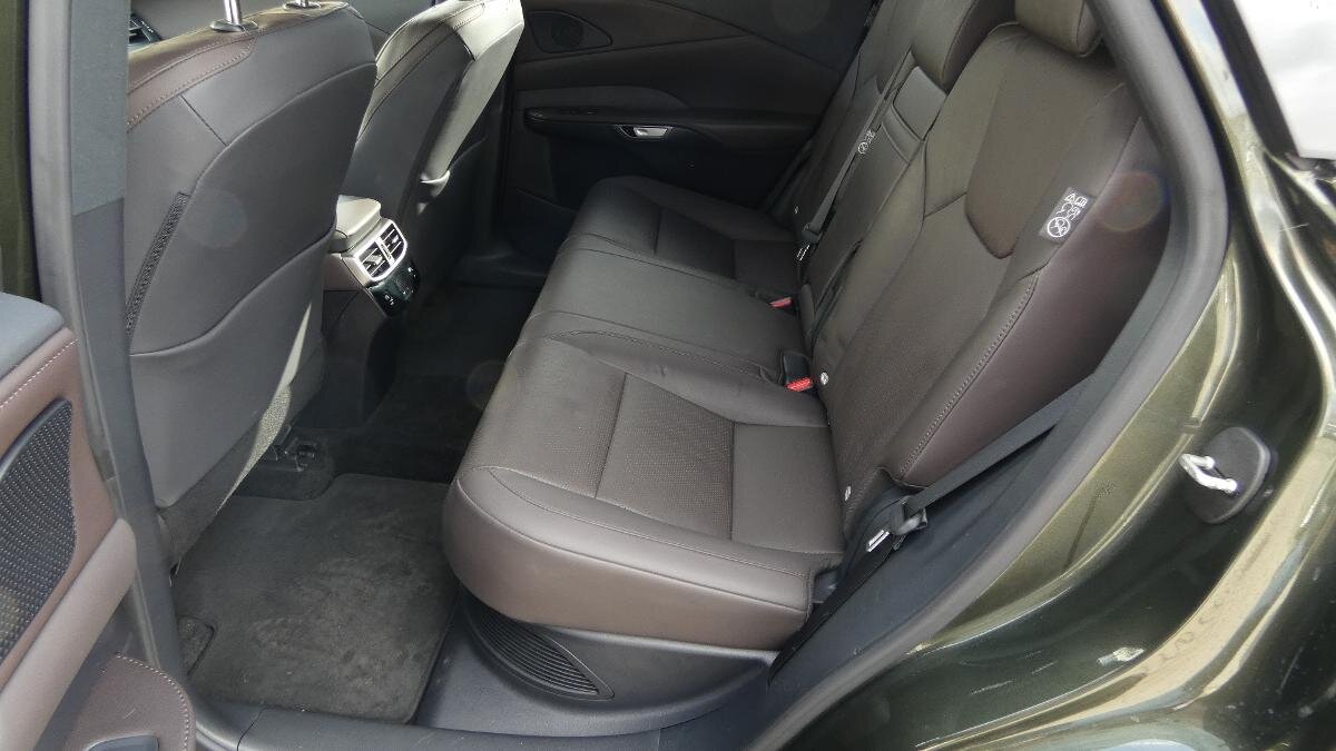 Lexus RX 350h SUV / Terénní 2,5 l 140 kw