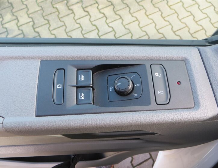 Volkswagen Transporter 11