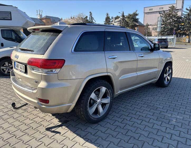 Jeep Grand Cherokee 4