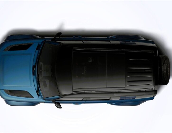 Land Rover Defender SUV / Terénní 4,4 l 467 kw