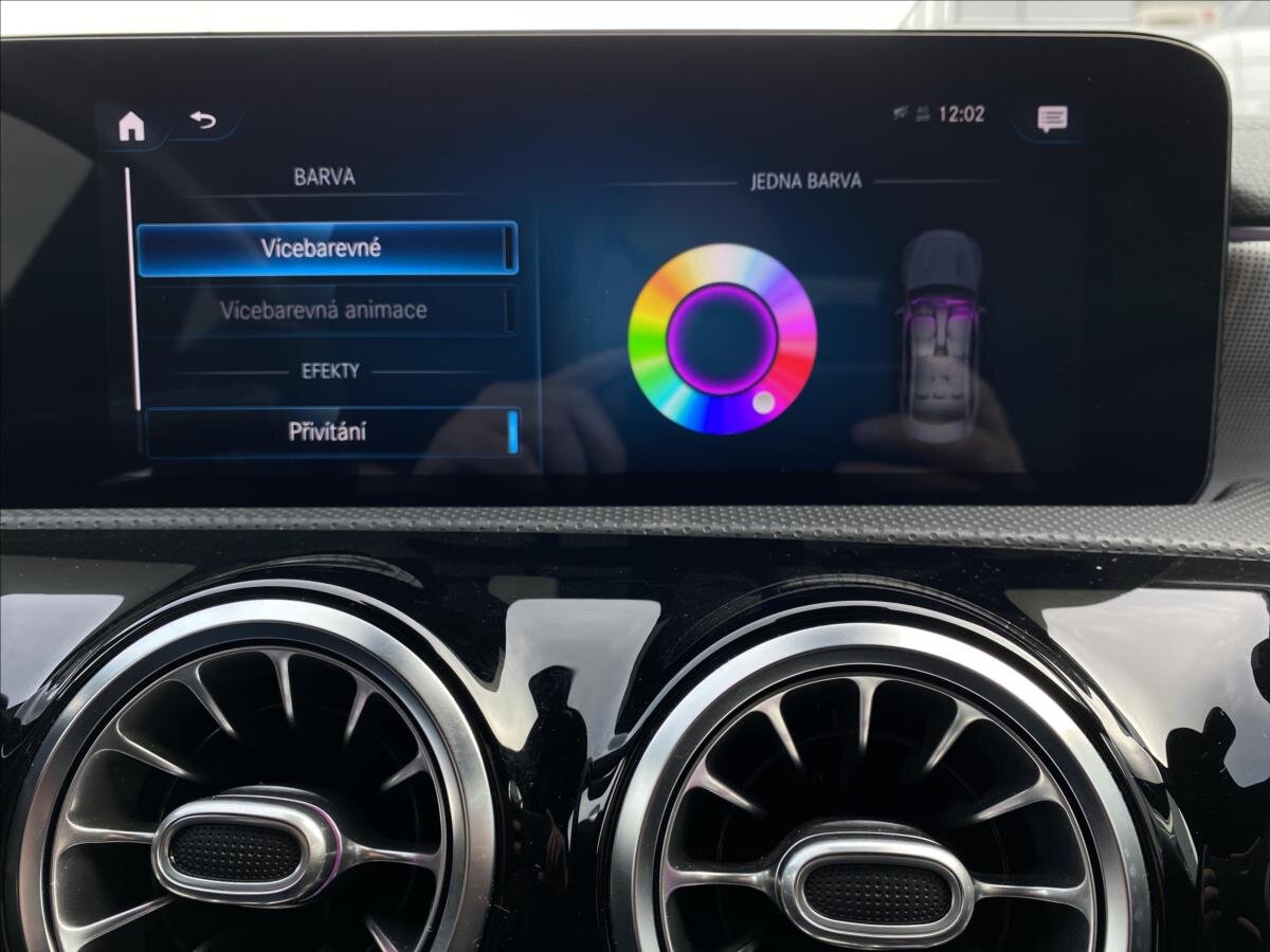 Mercedes-Benz CLA Kupé 1,3 l 118 kw