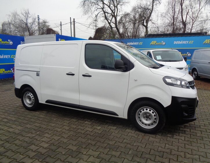 Opel Vivaro Ostatní 1,5 l 75 kw