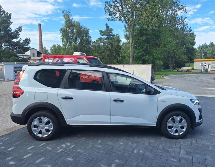 Dacia Jogger 6