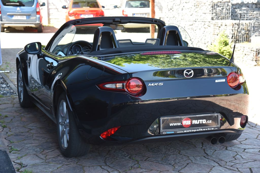 Mazda MX-5