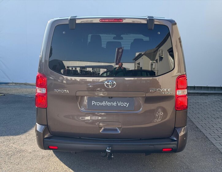 Toyota ProAce Verso VAN / Minibus 2,0 l 130 kw