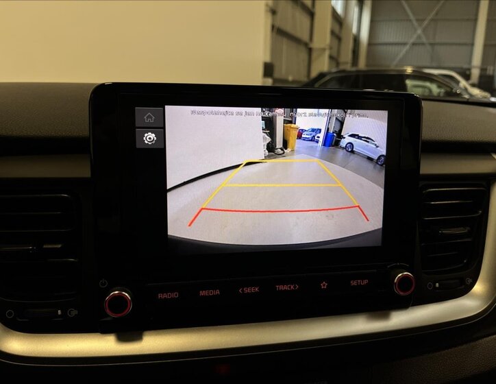 KIA Stonic SUV 1,2 l 61 kw