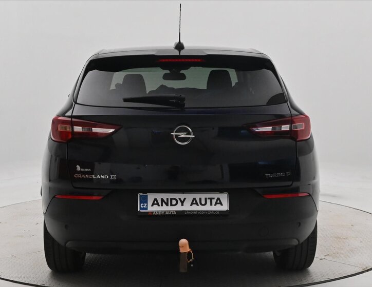 Opel Grandland X SUV / Terénní 1,6 l 88 kw