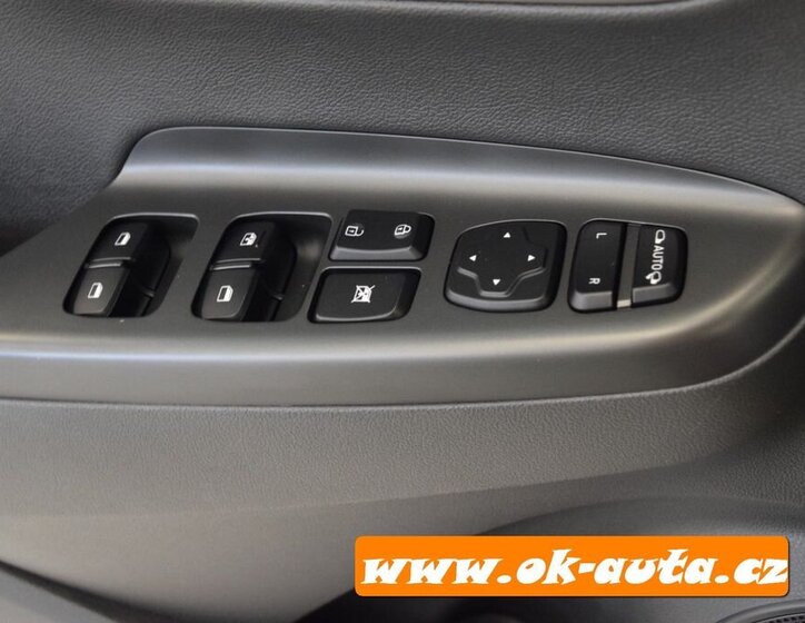 Hyundai Kona Hatchback 1,6 l 100 kw