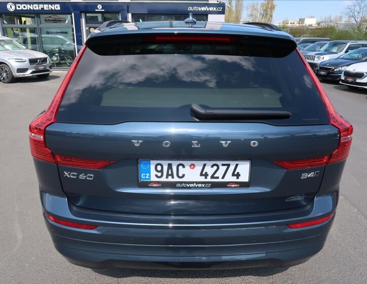 Volvo XC60 SUV / Terénní 2,0 l 145 kw