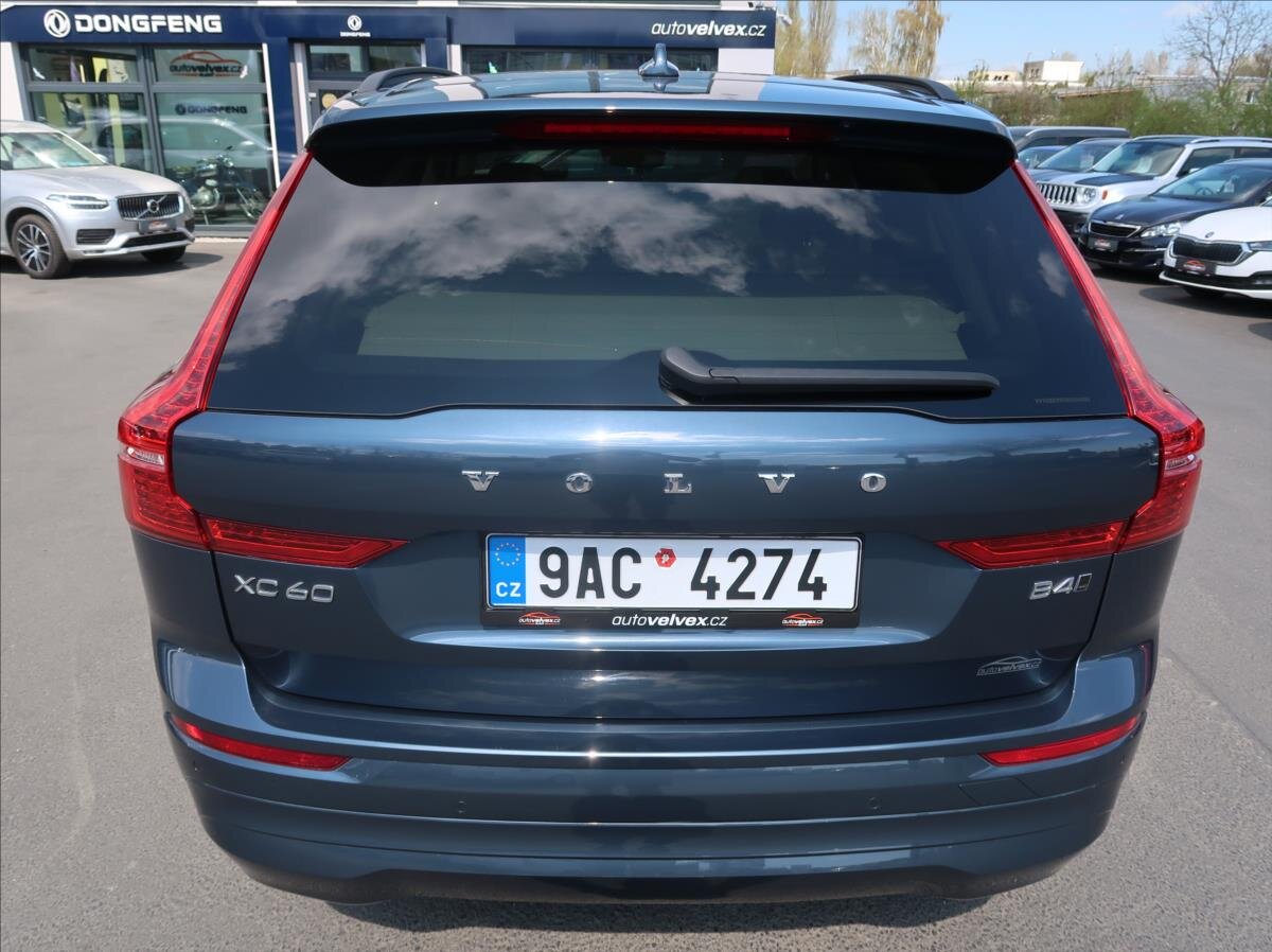 Volvo XC60 SUV / Terénní 2,0 l 145 kw